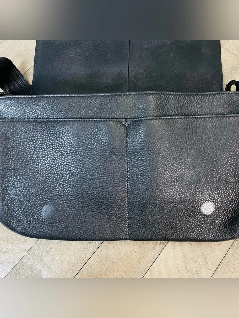 Bosca Tribeca Black Leather Messenger Bag Made In Italy